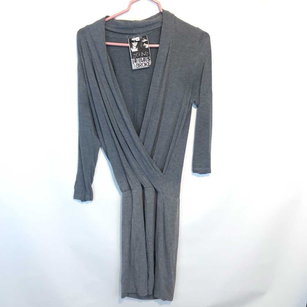 Young Fabulous & Broke L Long Sleeved Ombré V Neck